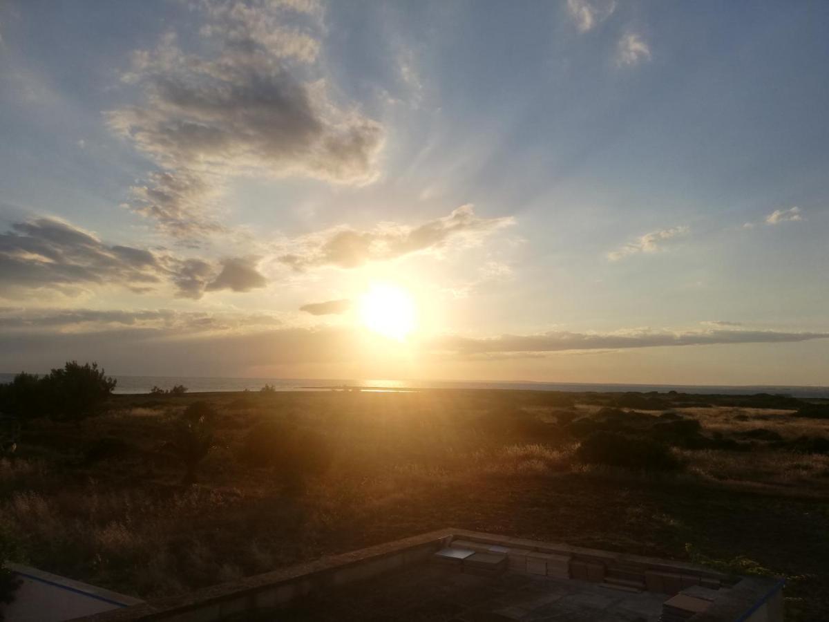 Nuova costruzione, vista mare, 20m dalla spiaggia - Casa Vacanza Lido dell'Ancora Sant Isidoro  Esterno foto
