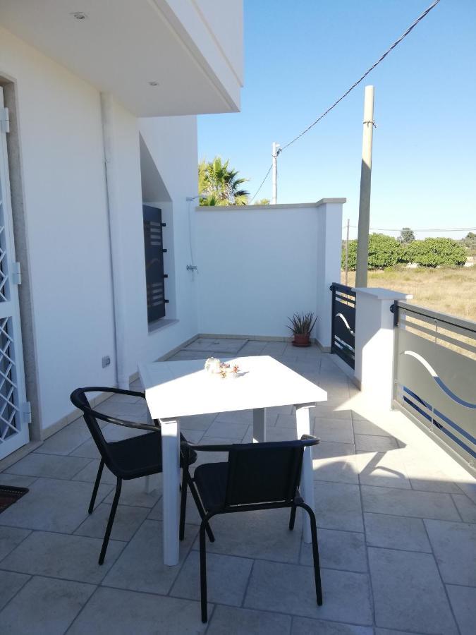 Nuova costruzione, vista mare, 20m dalla spiaggia - Casa Vacanza Lido dell'Ancora Sant Isidoro  Esterno foto